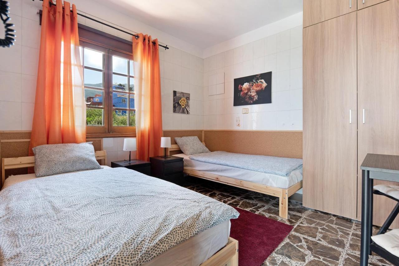 House Vochozka Hotel ลาโอโรตาวา ภายนอก รูปภาพ